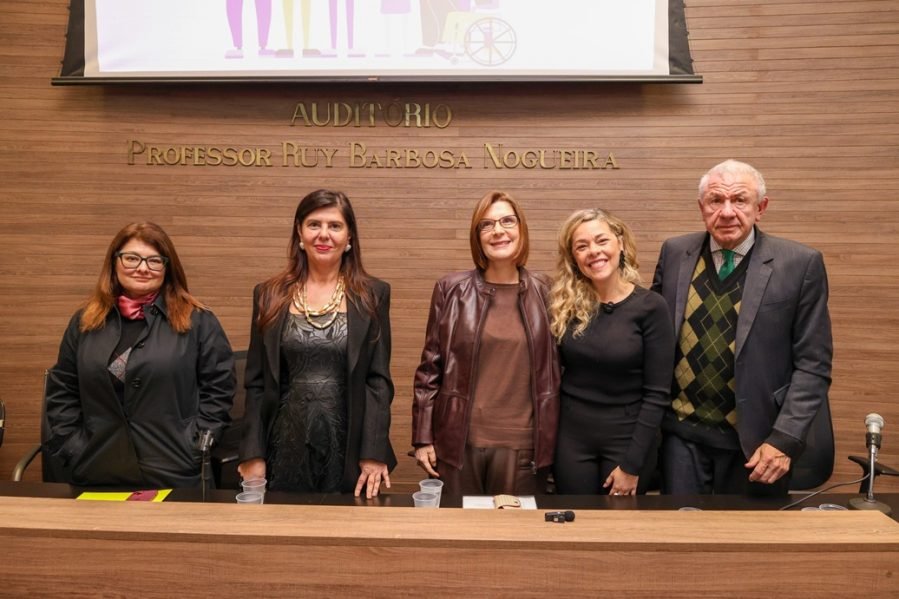 Representação feminina: conheça a plataforma de assinaturas do Superior Tribunal Militar 1 Apoio à representação feminina: conheça a plataforma de assinaturas do STM
